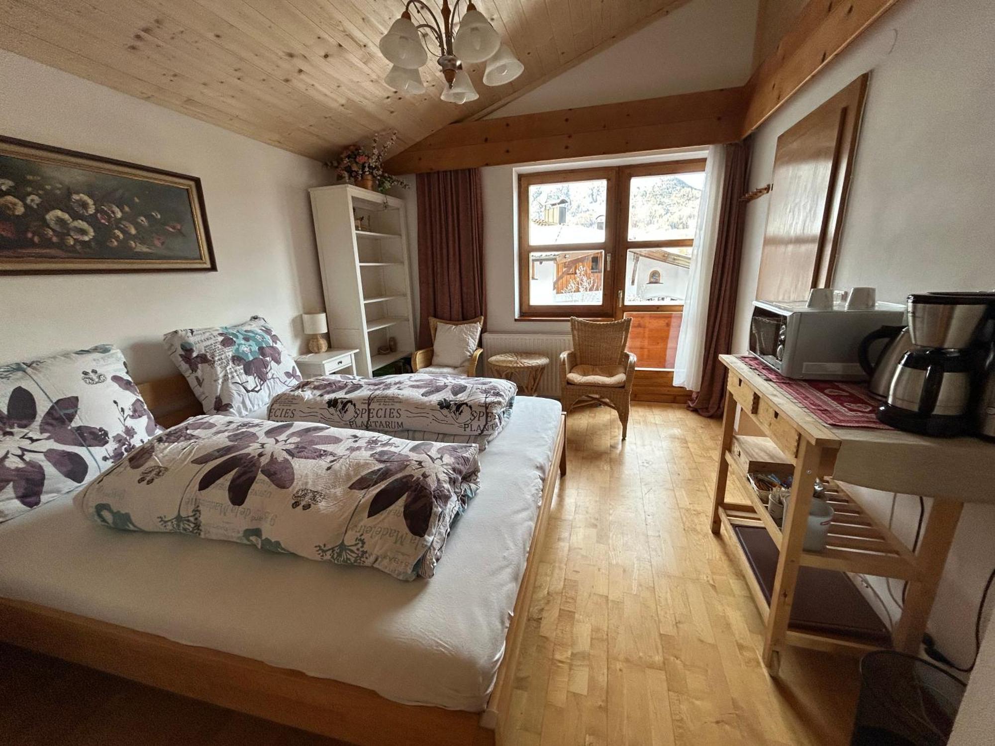 מידרס Bijou Guest House מראה חיצוני תמונה